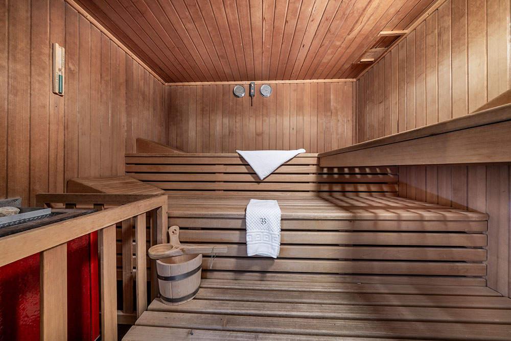 Landhaus-Benediktenhof-Galerie-Sauna Landhaus-Benediktenhof-Galerie-Sauna