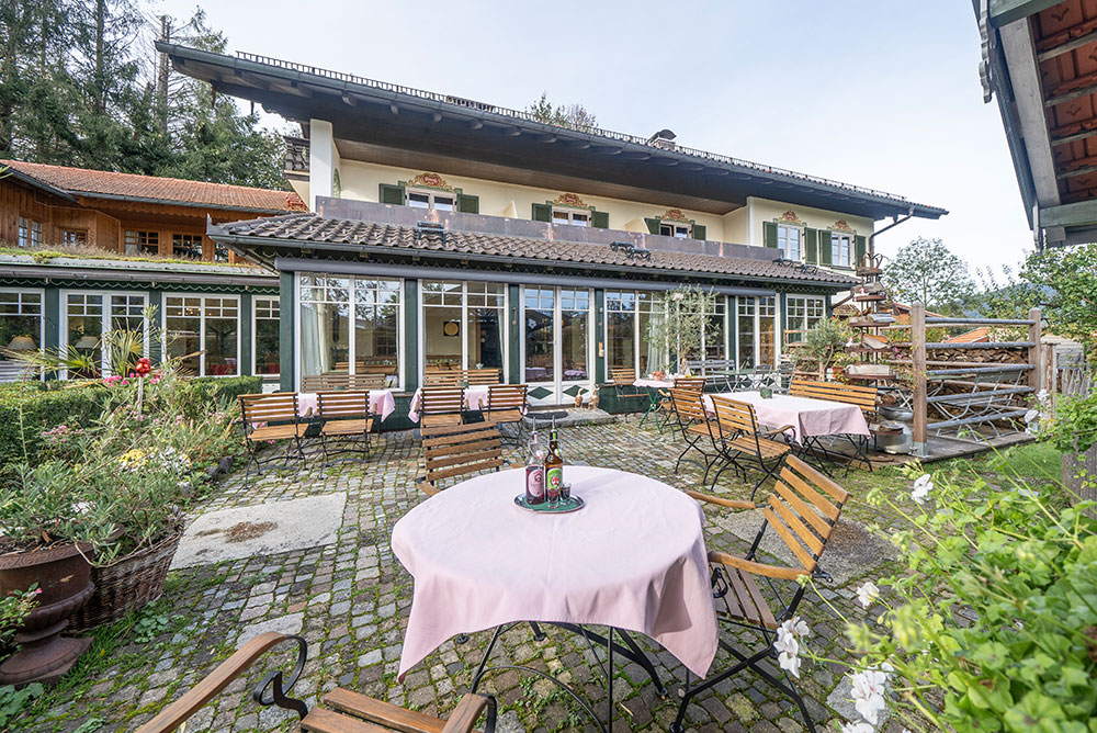 Landhaus-Benediktenhof-Galerie-Terrasse Landhaus-Benediktenhof-Galerie-Terrasse